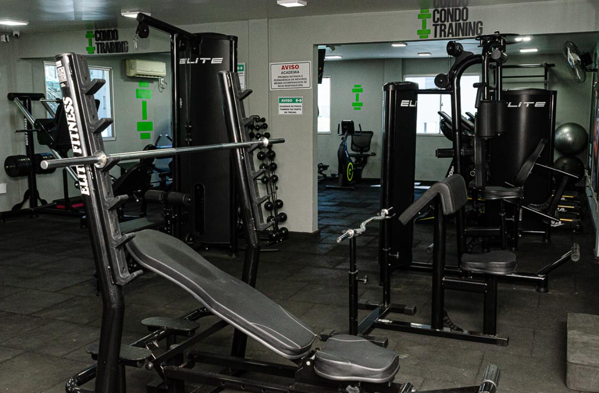Espaço fitness completo em condomínio equipado pela Condotraining
